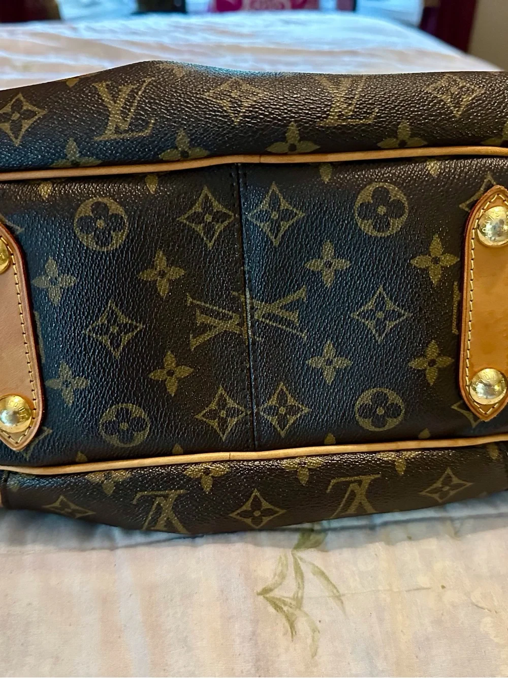 Louis Vuitton Galliera Monogram Canvas Shoulder Bag with Gold Plate Accent